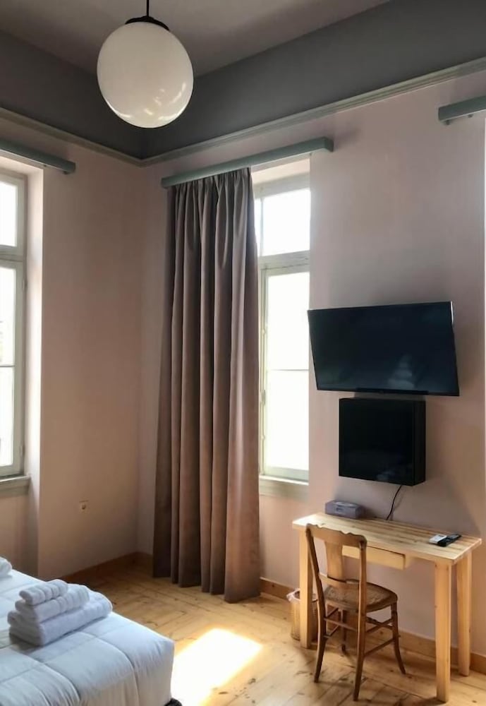Vasilikon Hotel 1888 The Past Is Present