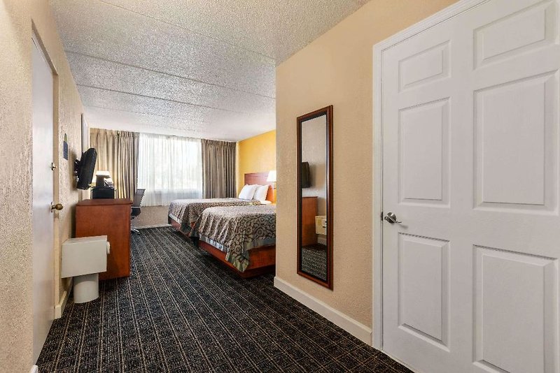Envision Hotel Miami International Airport