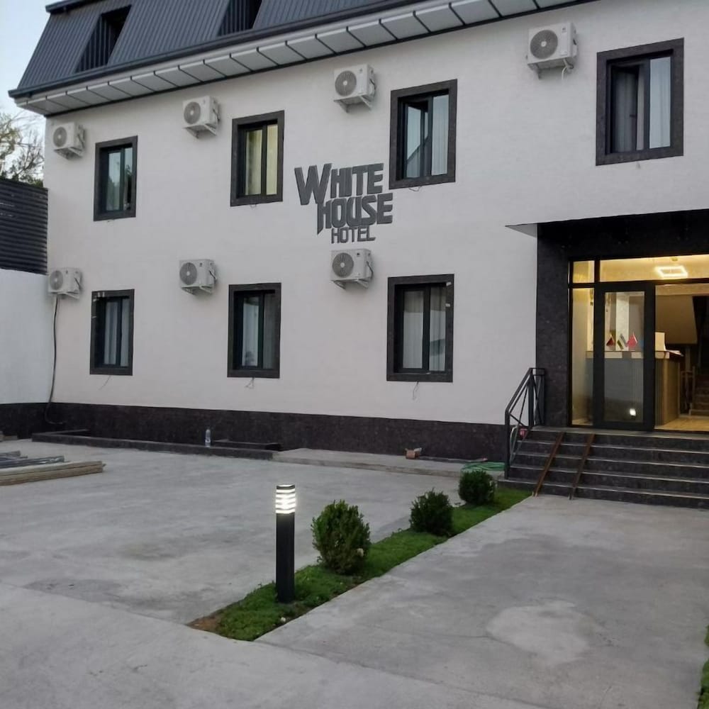 Hotel White House Hotel