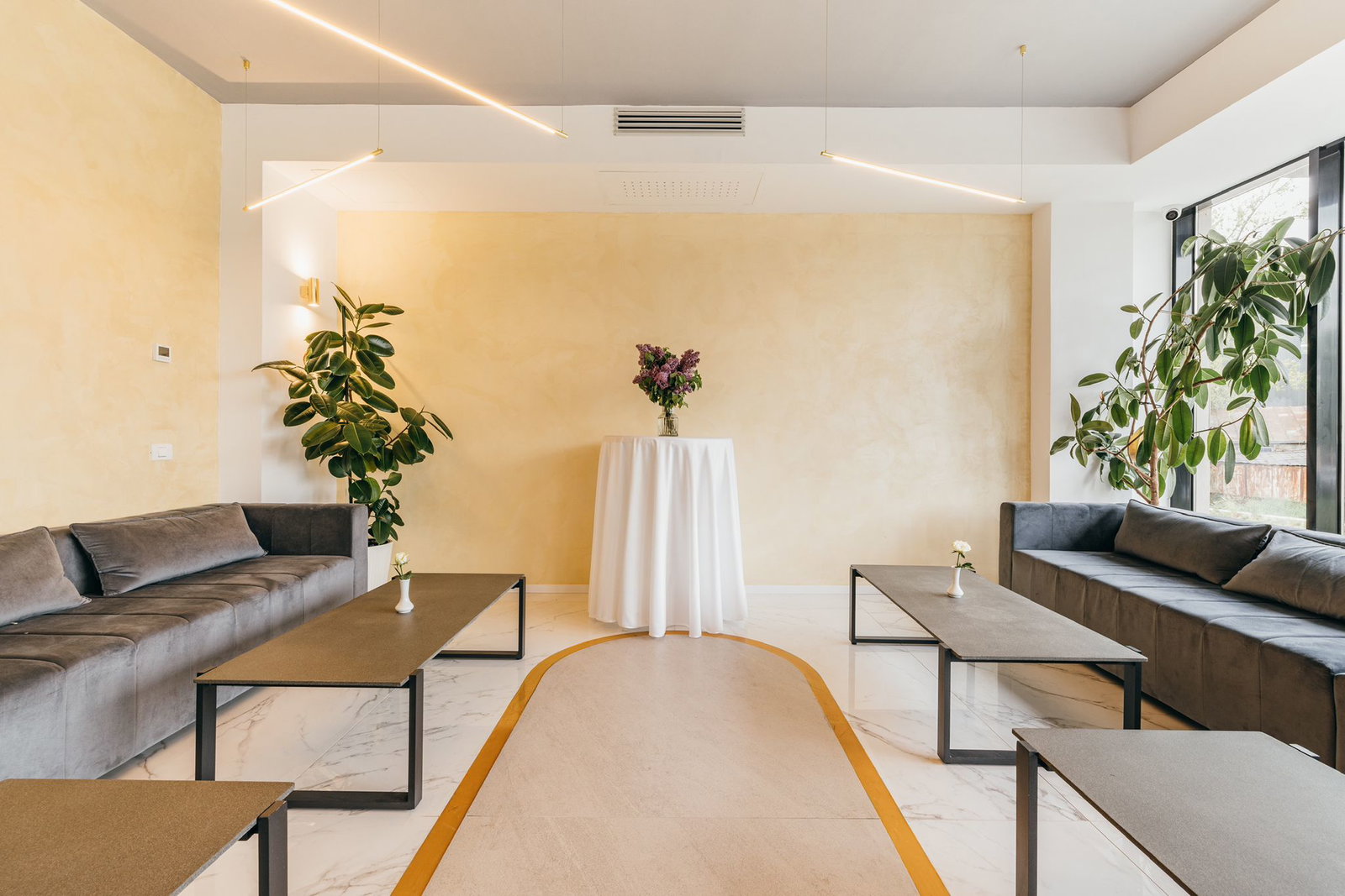 Hotel Agora