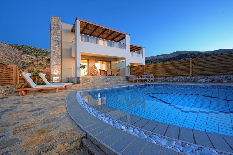 dal travel The Noverian Scenic Crete 5* Hilltop Villa Resort & Spa