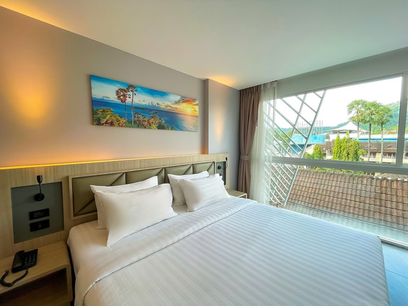 Clarian Hotel Patong Beach
