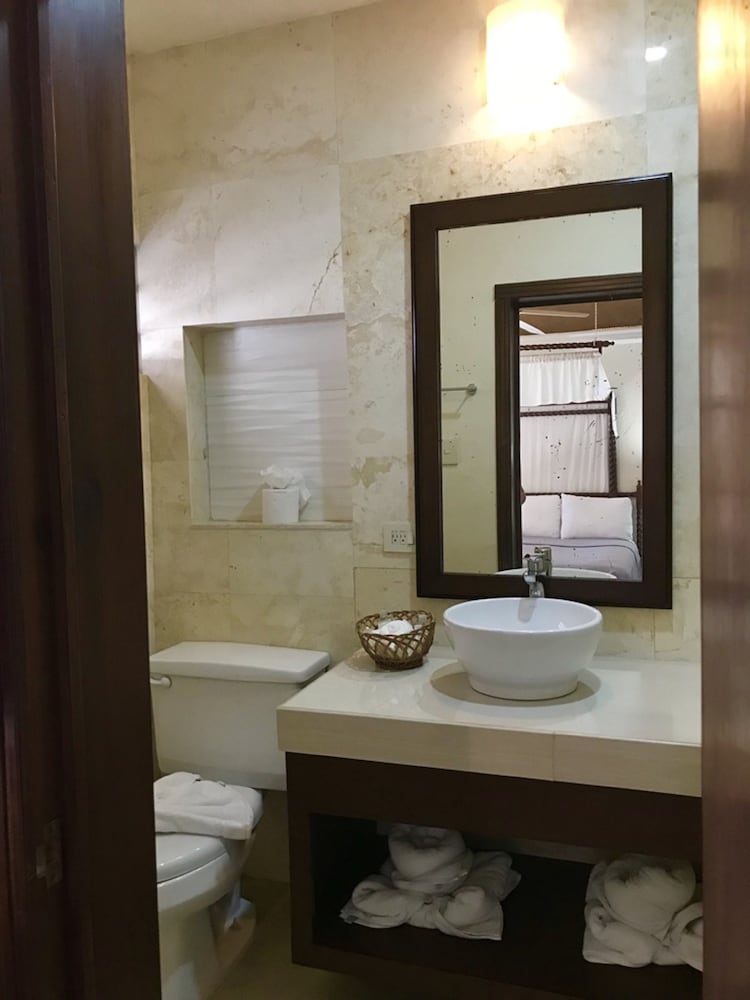 Hotel Playa La Media Luna Isla Mujeres