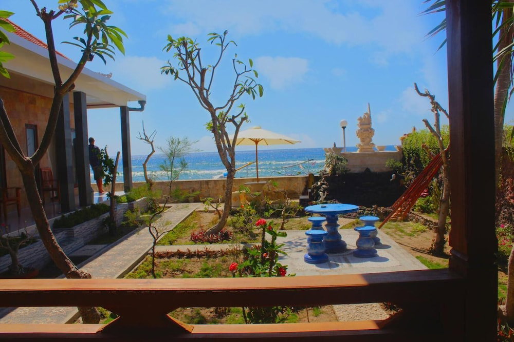 Swan Beach Inn