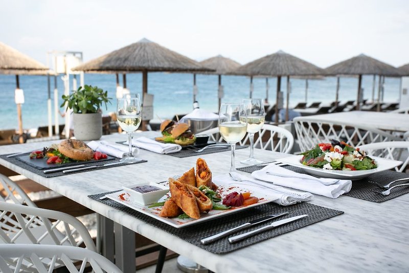Sikyon Coast Hotel & Resort