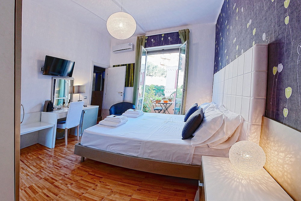 Pellicano Guest House