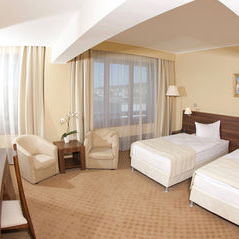 Hotel Grand cazare Targu-Mures