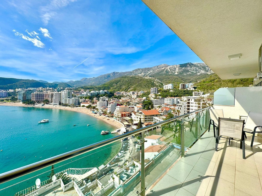 Hotel Ponta Nova One Bedroom - Sea View
