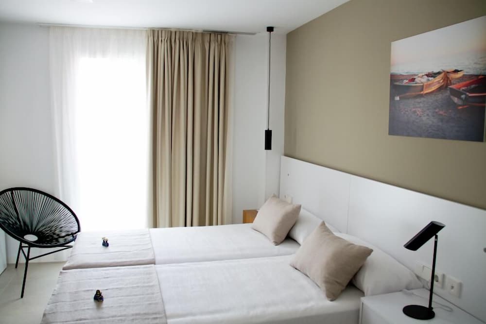 Hotel Sosiego Hostal De Mar