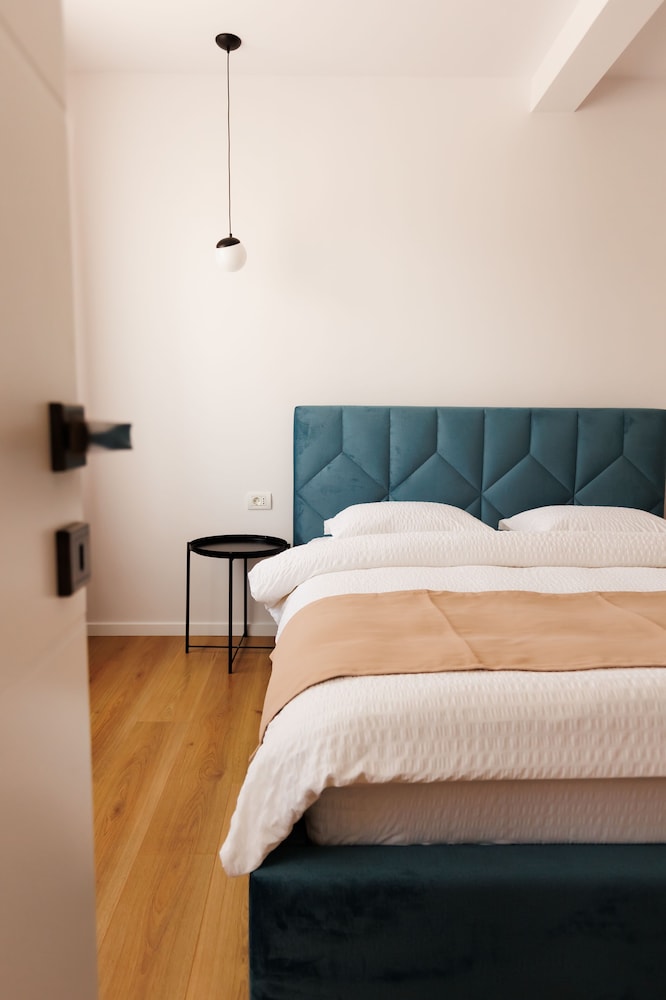 Zenstay Aparthotel