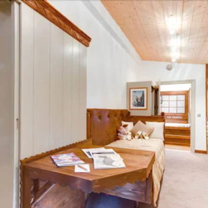 Hotel Les Sherpas cazare Courchevel