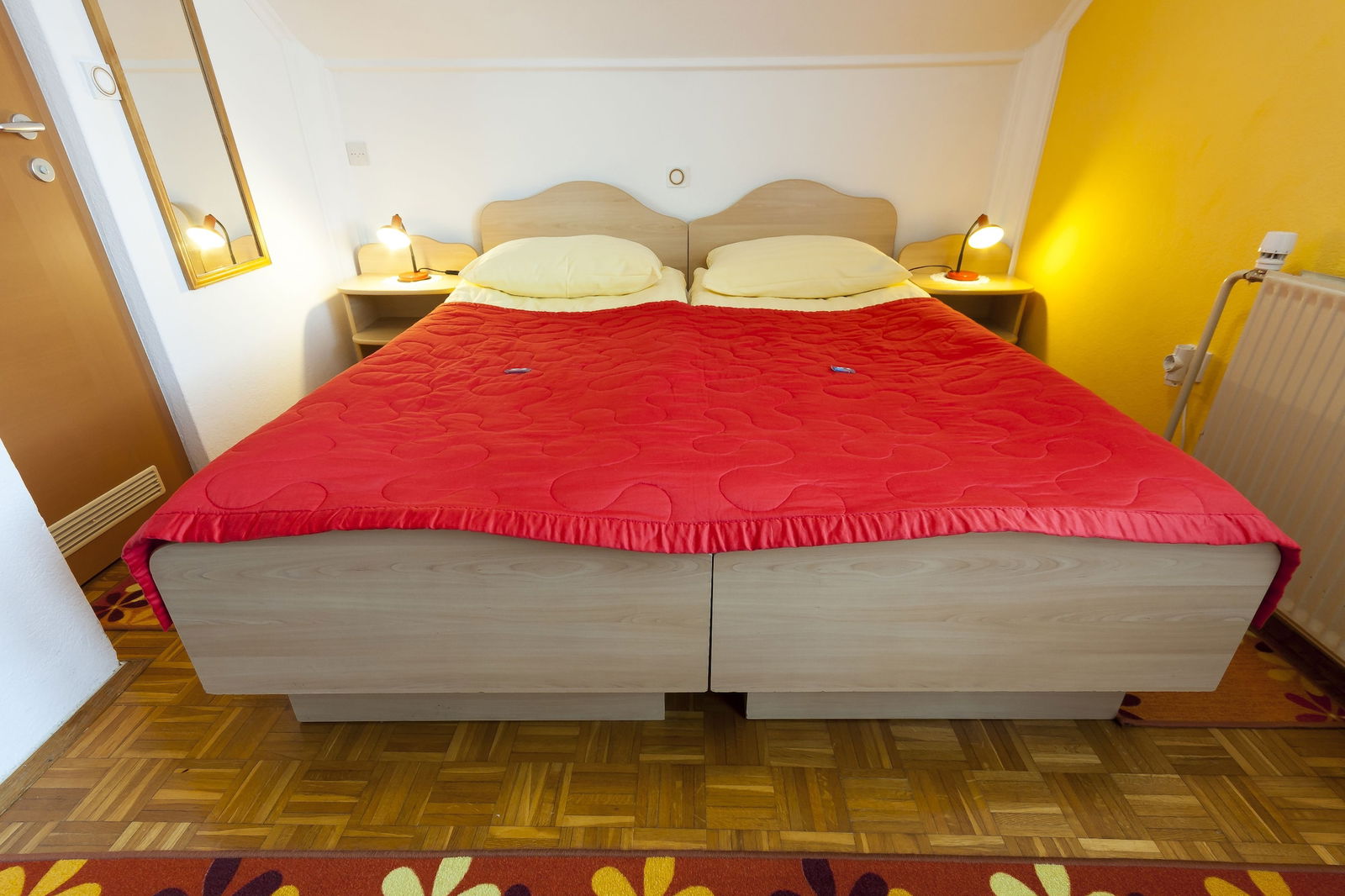 Hotel Rooms And Apartments Jana