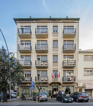 Hotel Stella Ditalia cazare Viareggio