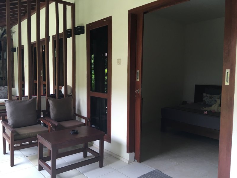 Hotel Dgilian Bungalow