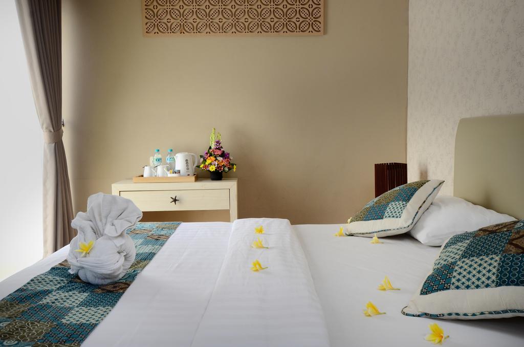 Hotel Bali Breezz Hotel