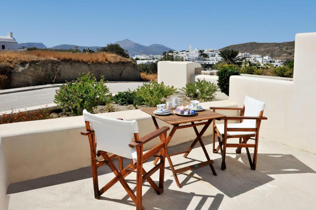 Tsakanos Home