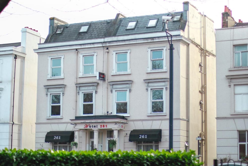 Hotel Hotel 261