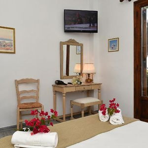 Hotel Swiss Home cazare Paros