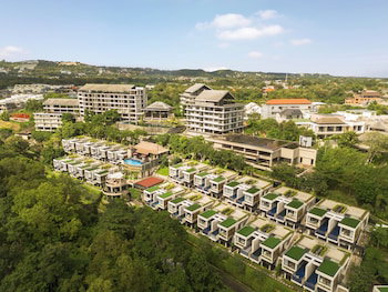 The Sterling Hotel & Villas