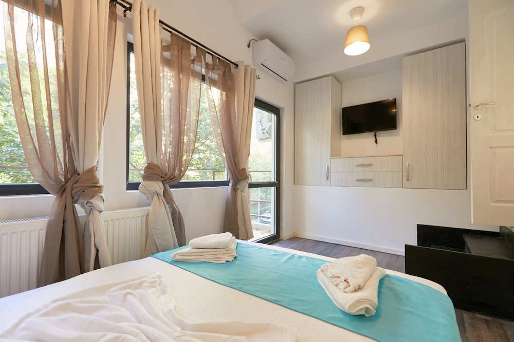 Stanford Aparthotel