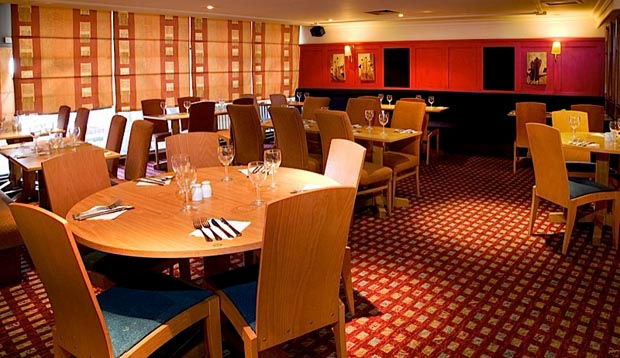 Hotel Premier Inn London Putney Bridge