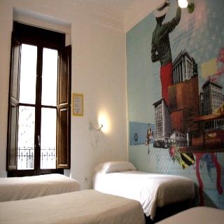 Hotel Home Youth Hostel