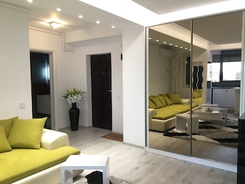 Luxury Apartment Militari Residence M3