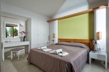 dal travel Mary Hotel & Mary Royal Suites
