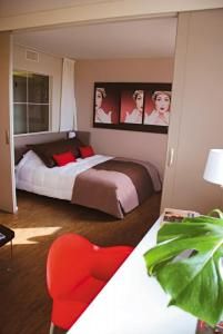 Hotel Standing Hôtel Suites By Actisource