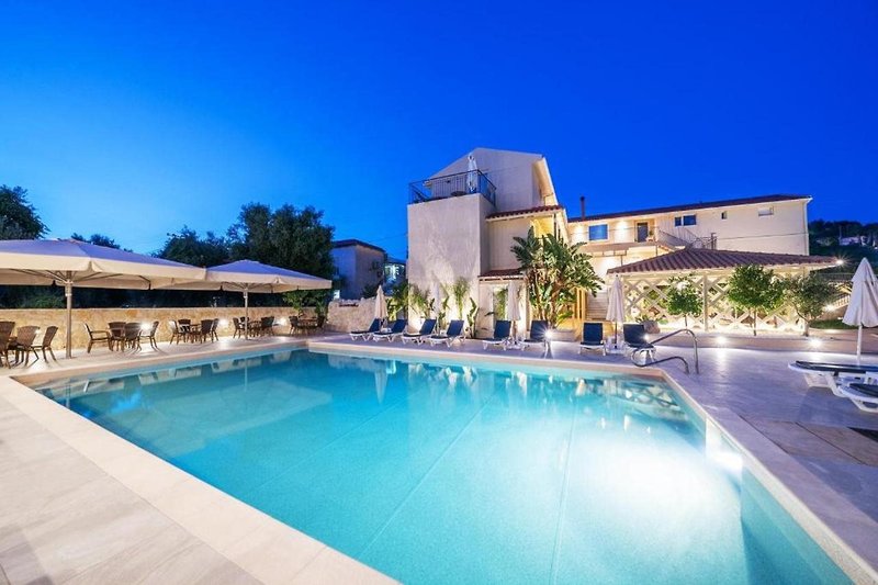 dal travel Makris Yialos Apartments