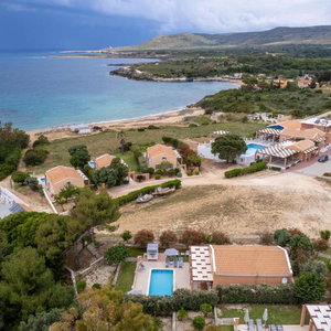 Hotel Remetzo Village cazare Vrahinari