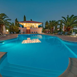 Hotel Helena Inn cazare Svoronata