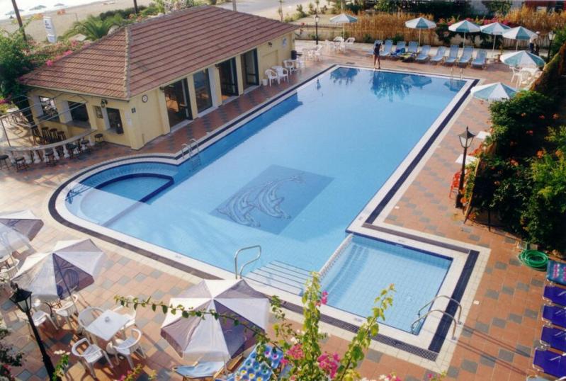Tara Beach Hotel