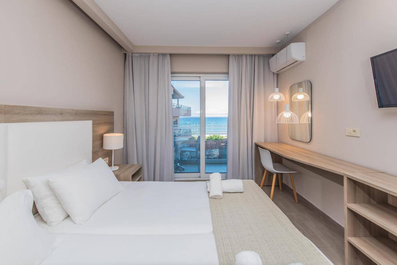 dal travel Porto Planos Beach Hotel