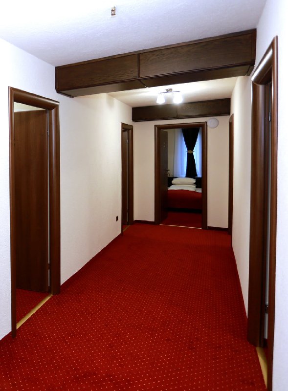 Elemar Vila Turistica
