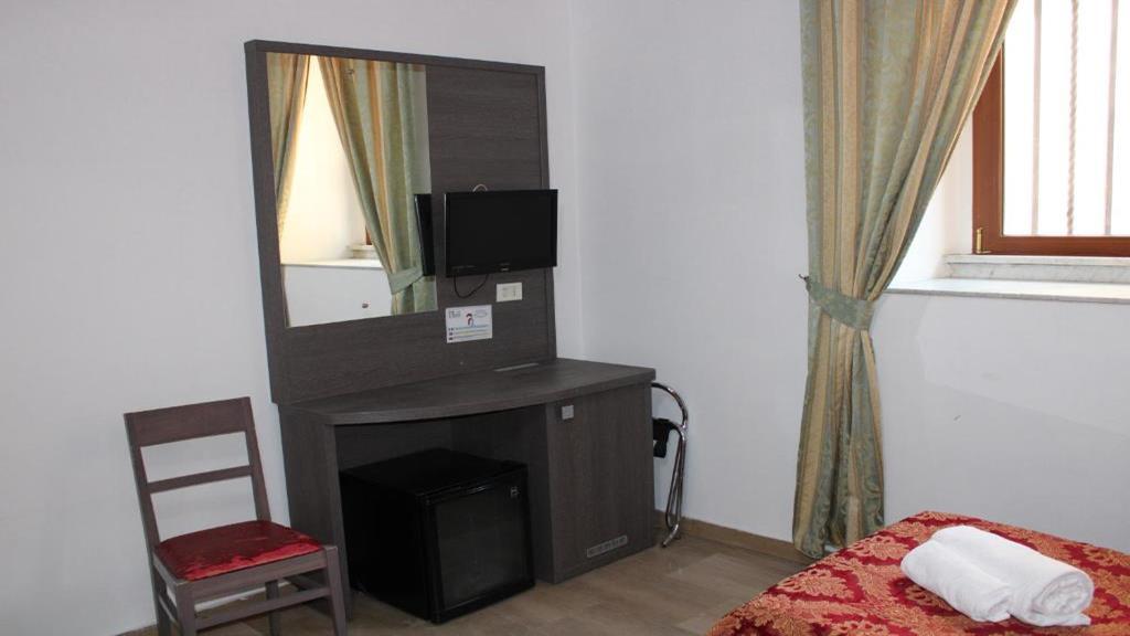 Center 2 Hotel