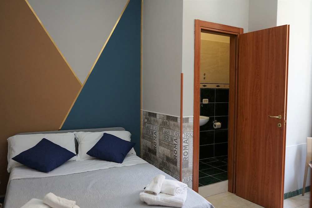 Hotel Royal Rooms Station Napoli