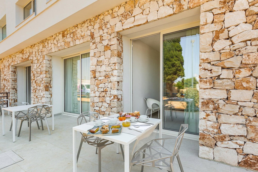 Hotel 3074 Perla Saracena Luxury Suites - Camera Familiare By Barbarhouse