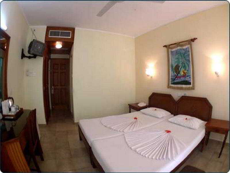 Goldi Sands Hotel