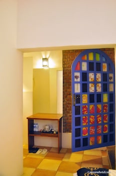 Pavana Hotel