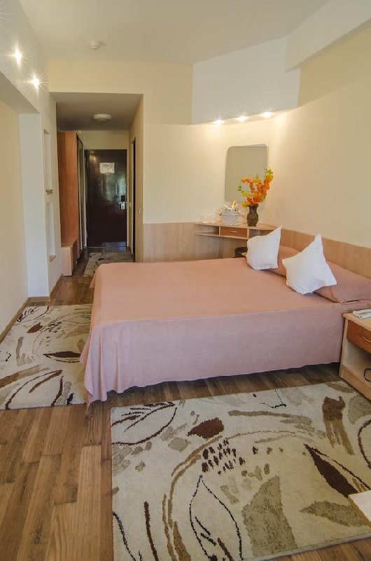 Hotel Marami
