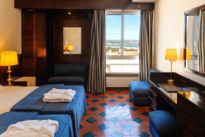 Hotel Algarve Casino cazare Praia da Rocha