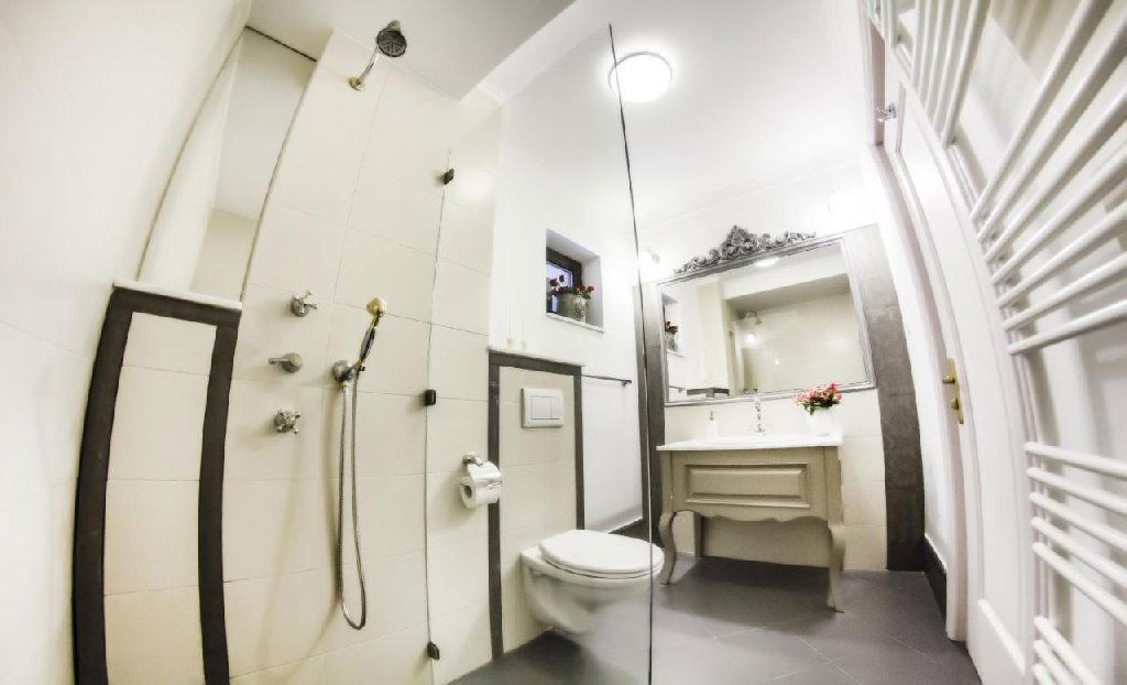 Hotel Casa Din Bran Inn Center