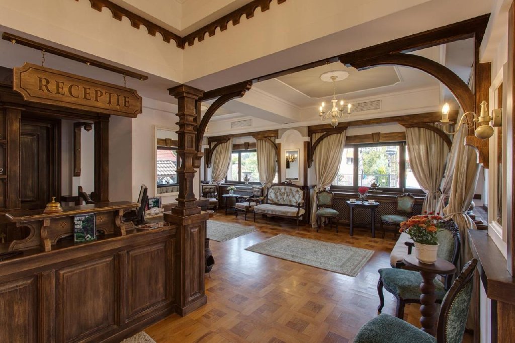 Casa Din Bran Inn Center