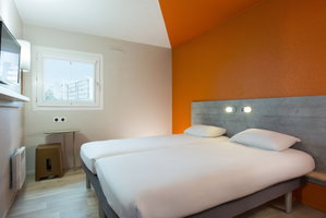 Hotel Ibis Budget Fresnes cazare Paris