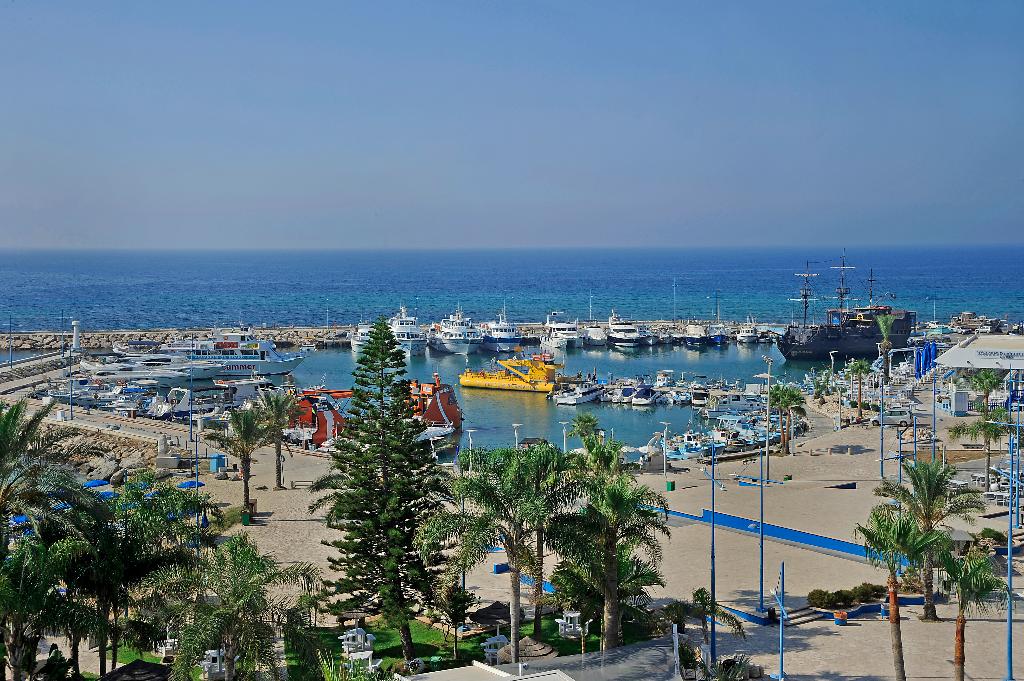 Okeanos Beach Boutique Hotel