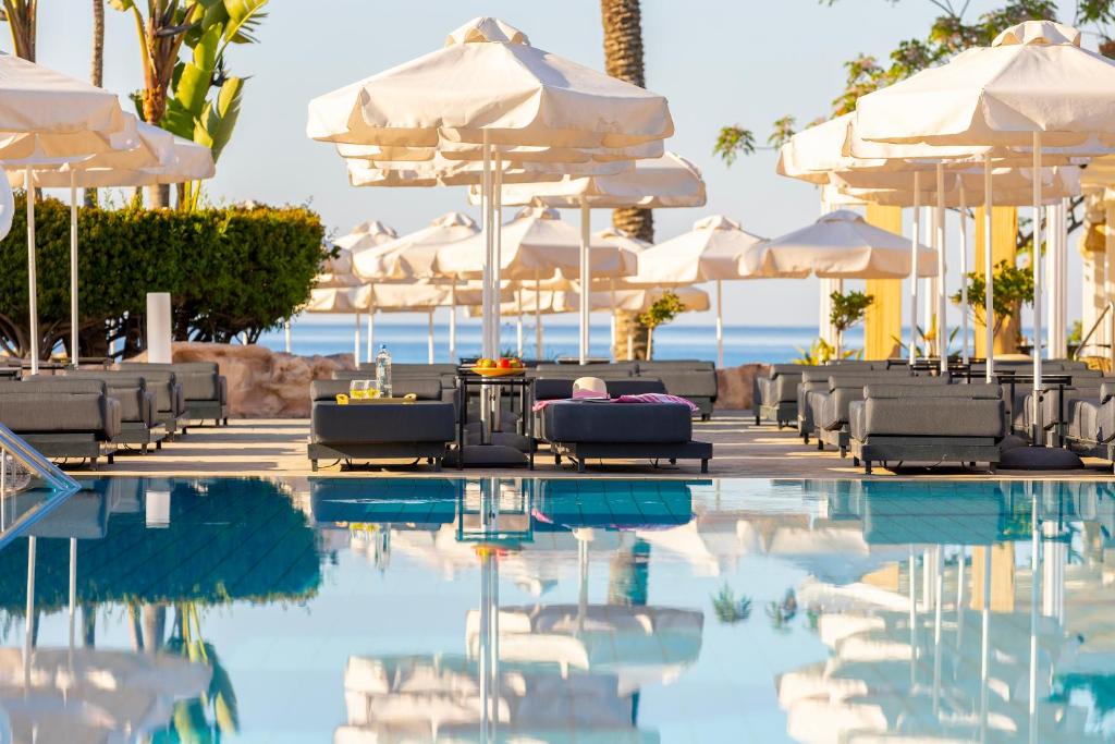 Pavlo Napa Beach Hotel