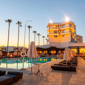 Hotel Pavlo Napa Beach Hotel cazare Ayia Napa