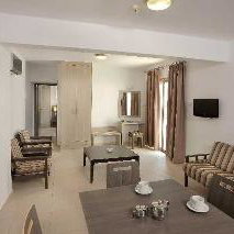 Hotel Petrosana Hotel Apartments cazare Ayia Napa