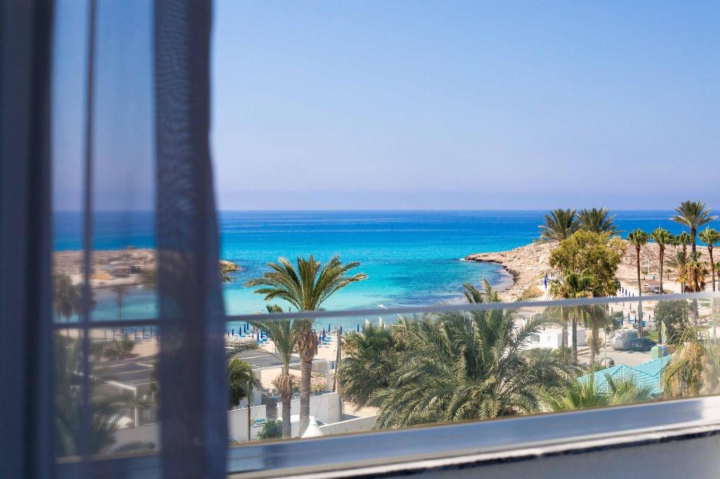 Tasia Maris Beach Hotel And Spa - Adults Only